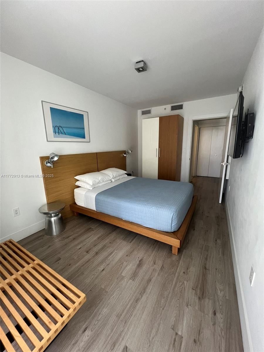 Real estate property located at 6080 Collins Ave #304, Miami-dade, 6080 Collins Condo, Miami Beach, FL