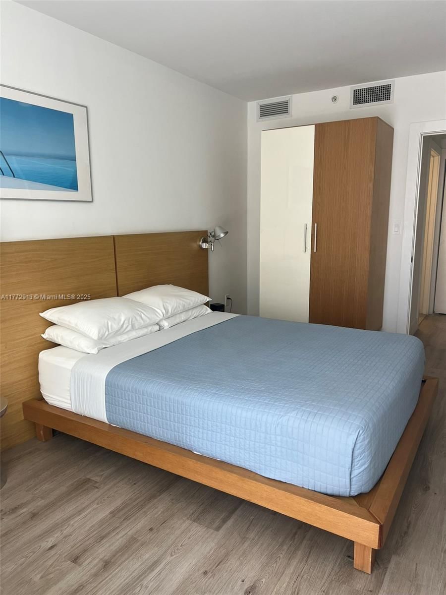 Real estate property located at 6080 Collins Ave #304, Miami-dade, 6080 Collins Condo, Miami Beach, FL