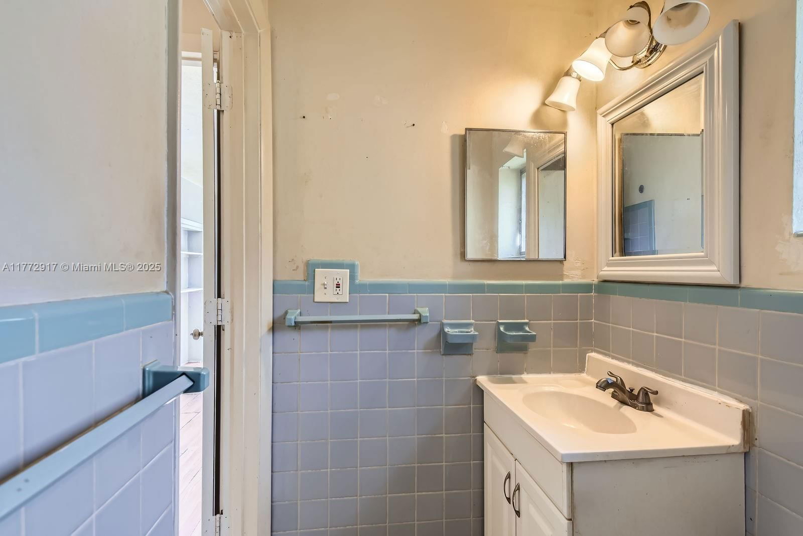 Real estate property located at 251 149th St, Miami-dade, Biscayne Gardens Sec E Pa, Miami, FL