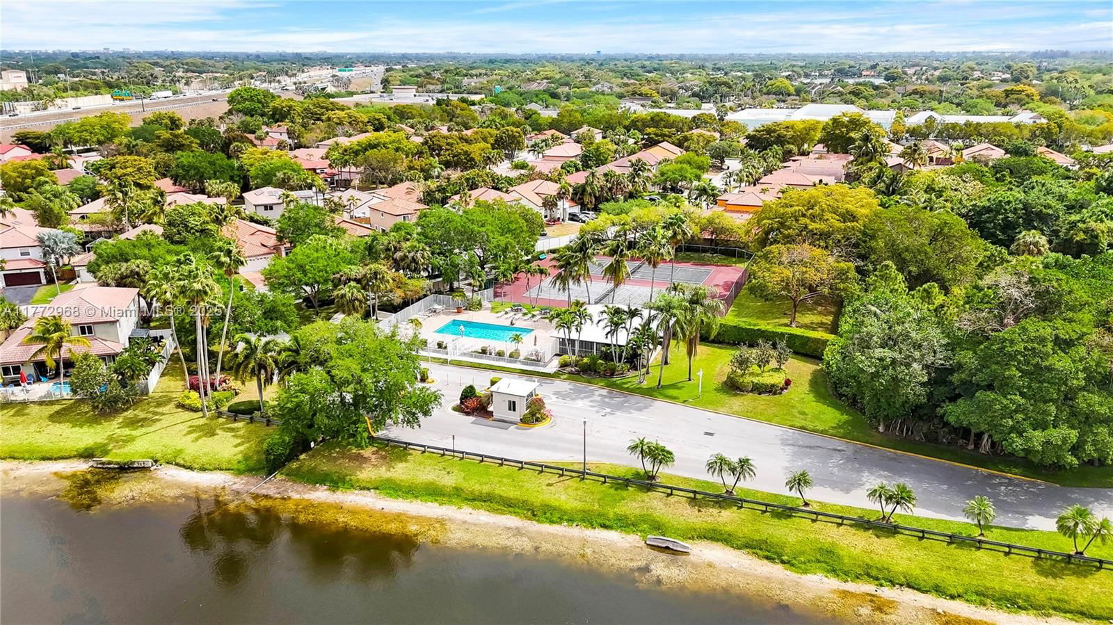 Real estate property located at 5501 51st Ave, Broward, Winston Park Section One, Coconut Creek, FL