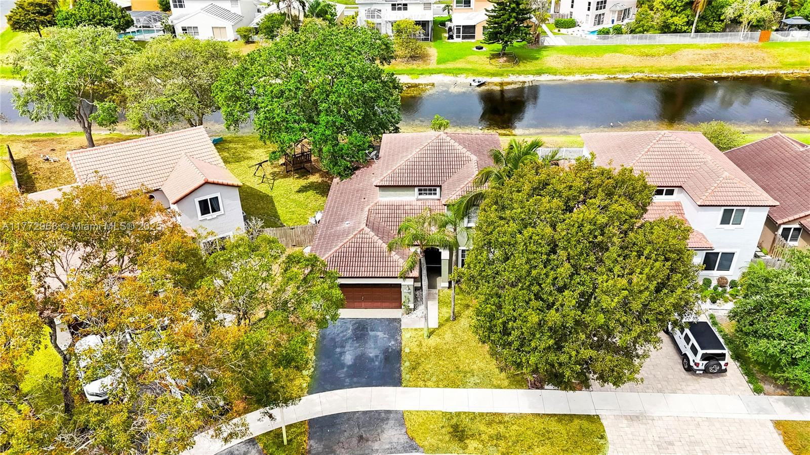 Real estate property located at 5501 51st Ave, Broward, Winston Park Section One, Coconut Creek, FL