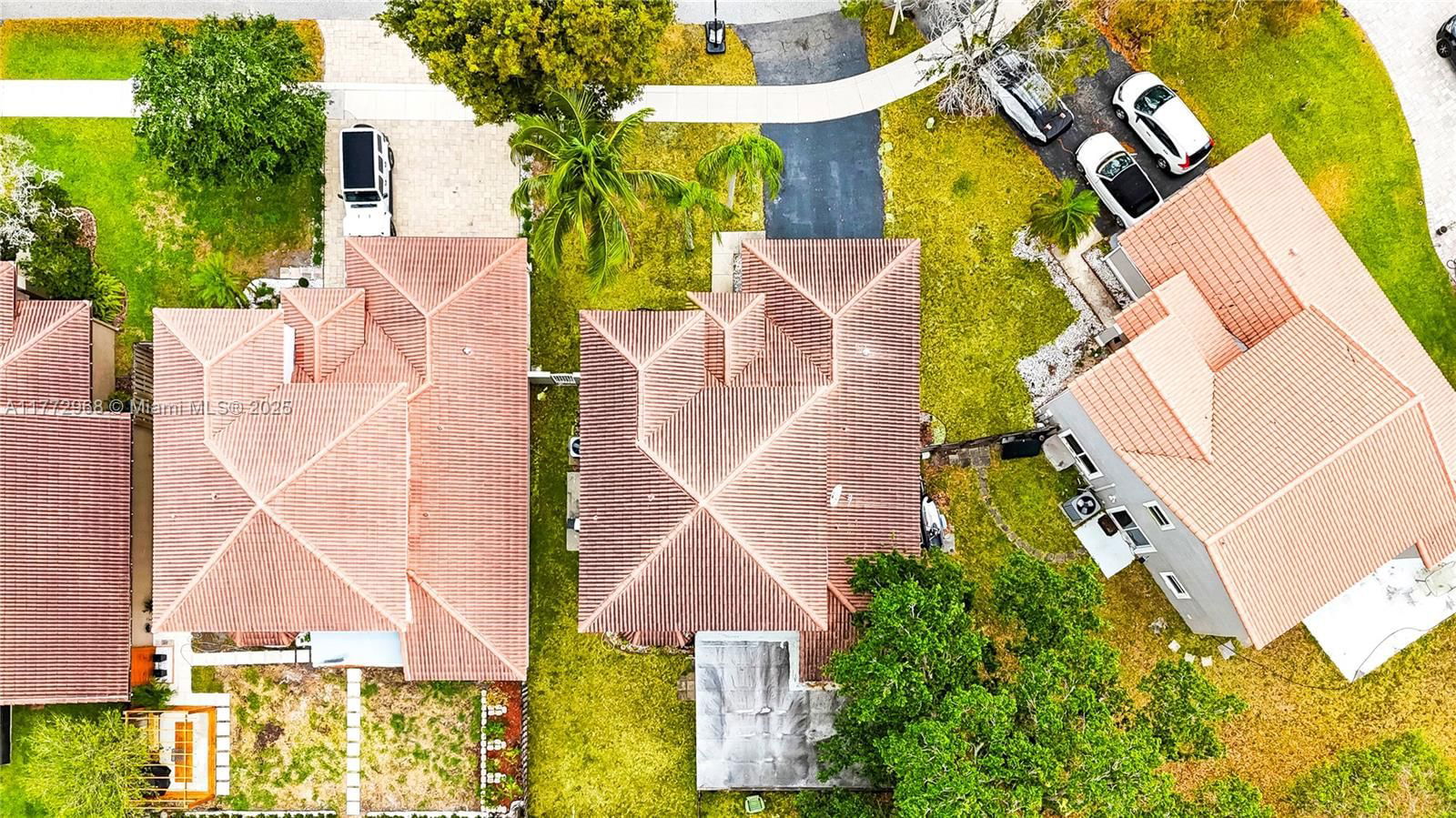Real estate property located at 5501 51st Ave, Broward, Winston Park Section One, Coconut Creek, FL