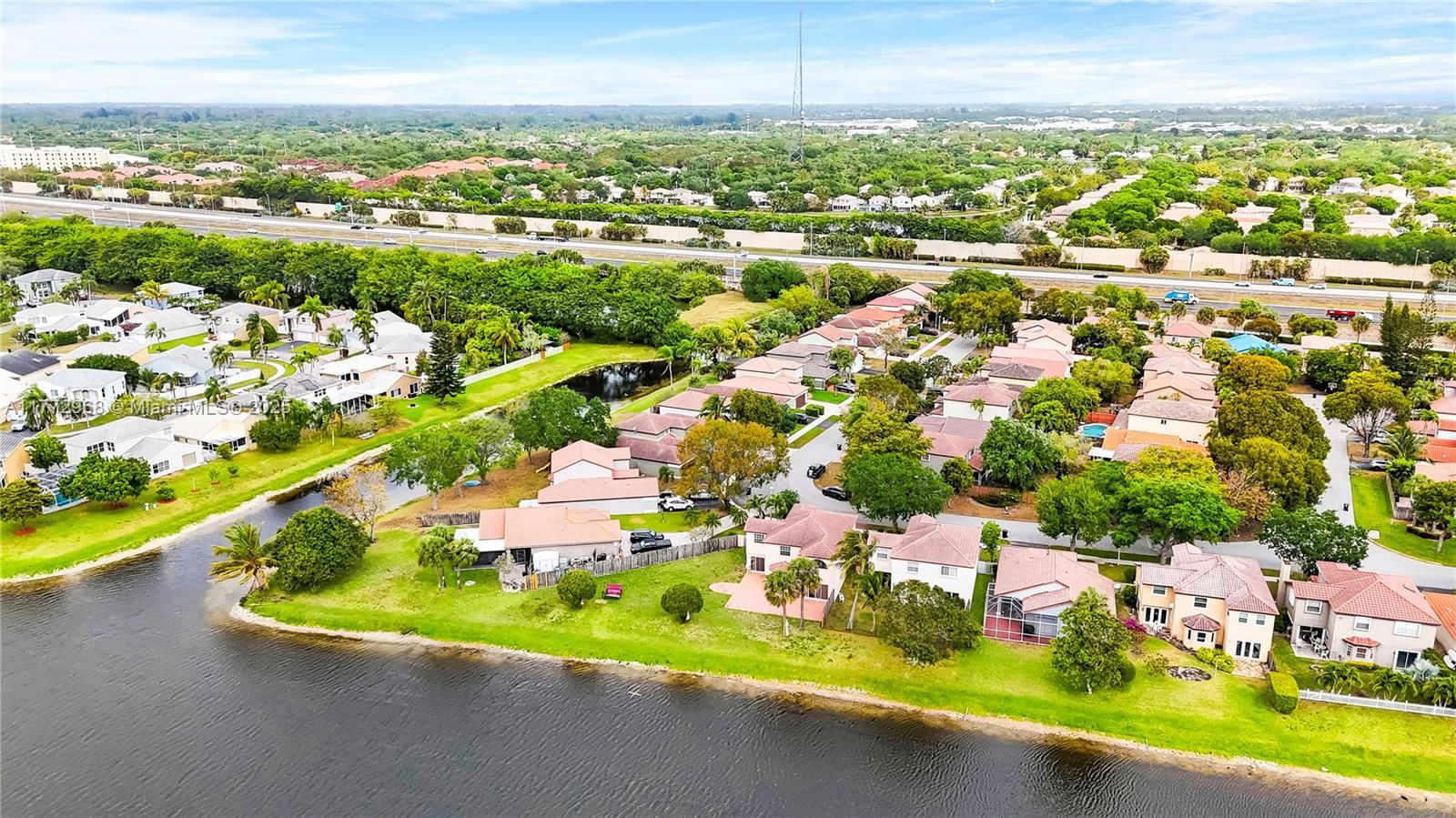 Real estate property located at 5501 51st Ave, Broward, Winston Park Section One, Coconut Creek, FL