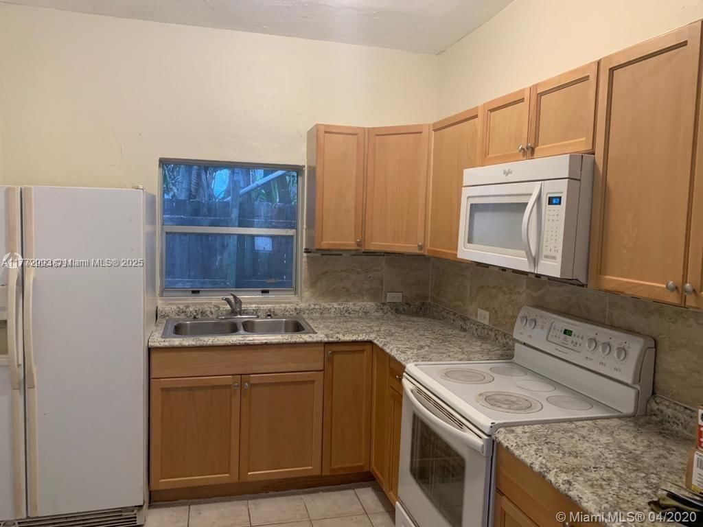 Real estate property located at 2784 14th St, Broward, Shula Vista, Fort Lauderdale, FL