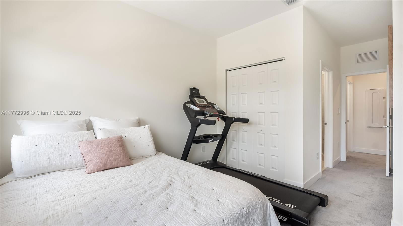 Real estate property located at 15853 91st Ct #15853, Miami-dade, Dunnwoody Lake, Miami Lakes, FL