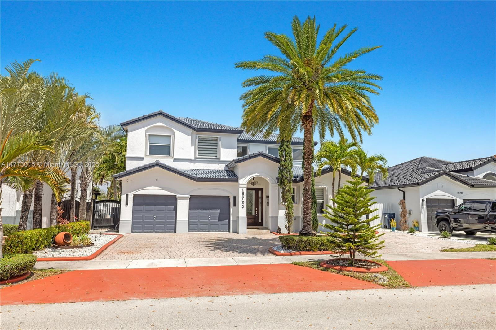 Real estate property located at 15723 60th St, Miami-dade, Water S Glare Sub, Miami, FL
