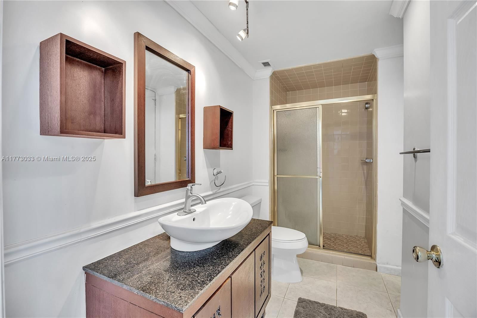 Real estate property located at 5055 Collins Ave #6G, Miami-dade, Crystal House Condo, Miami Beach, FL