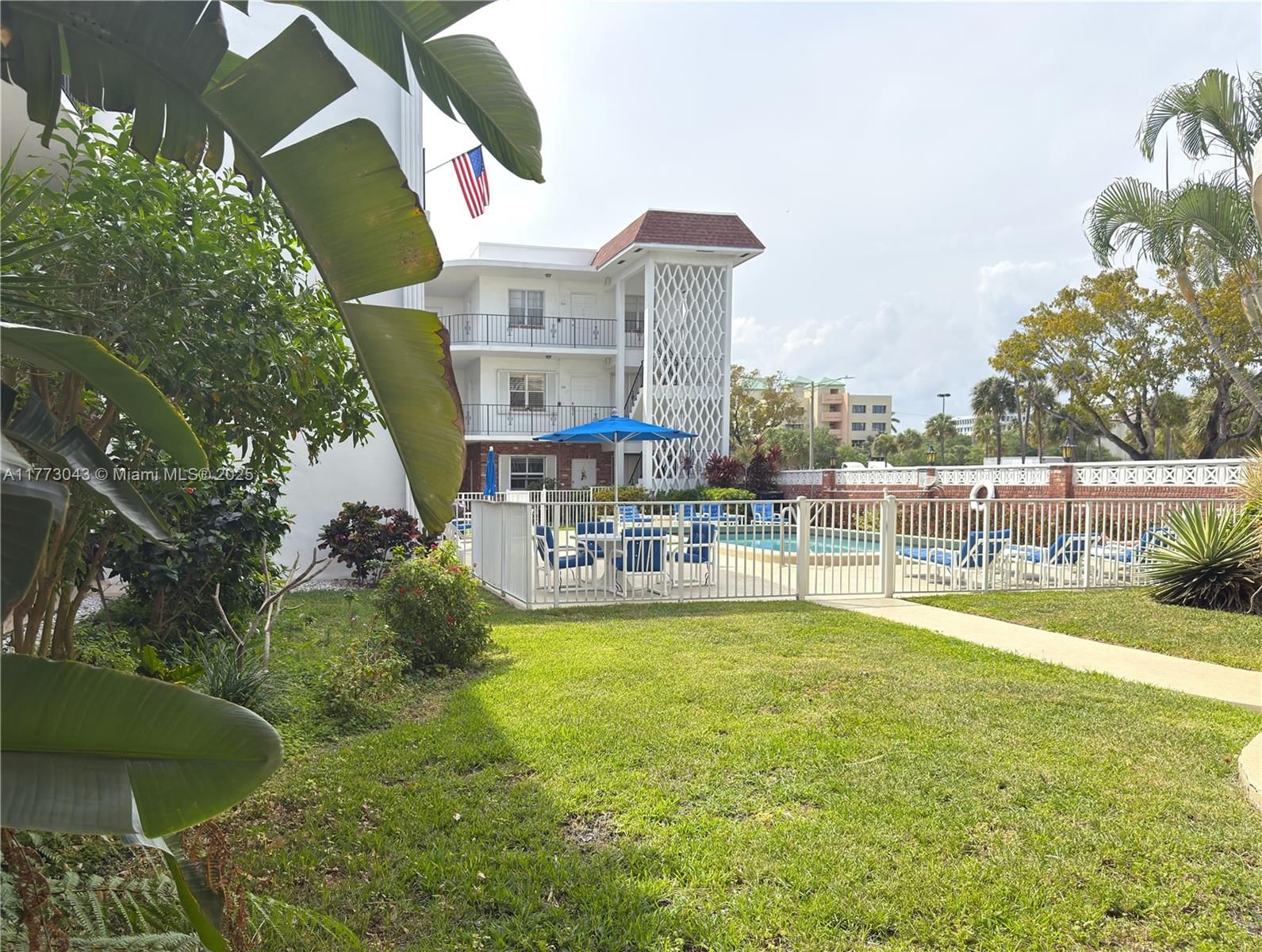 Real estate property located at 2340 9th St #210, Broward, Park Ridge East Apts Cond, Fort Lauderdale, FL