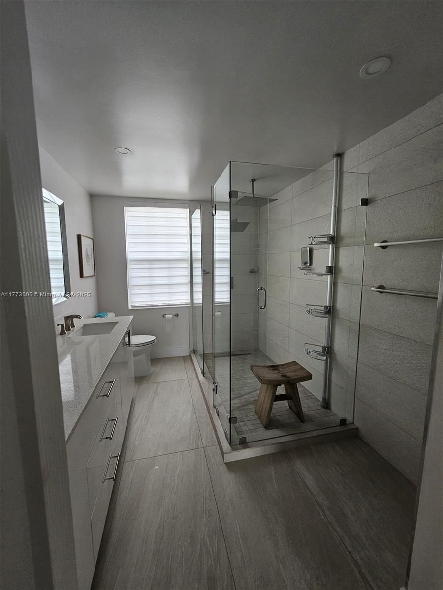 Real estate property located at 14621 Balgowan Rd #103-3, Miami-dade, Regatta Pointe Condo No T, Miami Lakes, FL