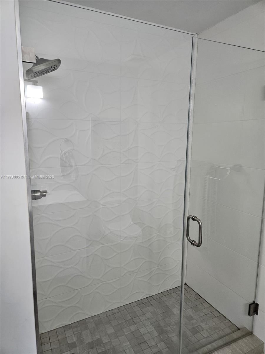 Real estate property located at 14621 Balgowan Rd #103-3, Miami-dade, Regatta Pointe Condo No T, Miami Lakes, FL