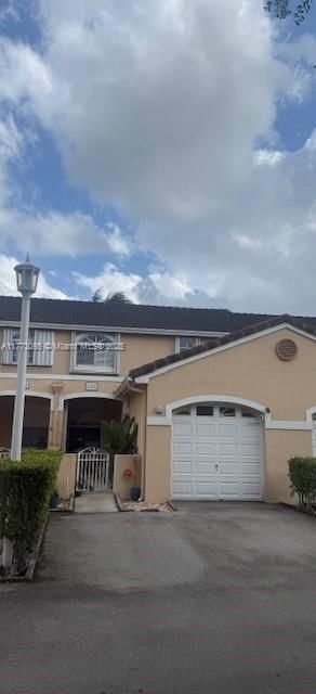Real estate property located at 14621 Balgowan Rd #103-3, Miami-dade, Regatta Pointe Condo No T, Miami Lakes, FL