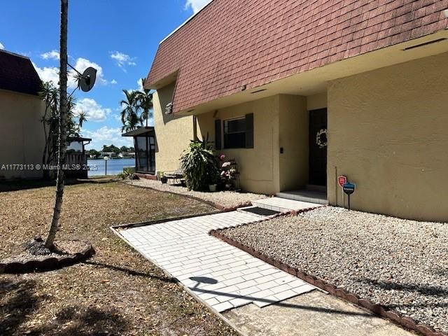 Real estate property located at 8920 Palm Tree Ln #8920, Broward, Westview Condominium No O, Pembroke Pines, FL