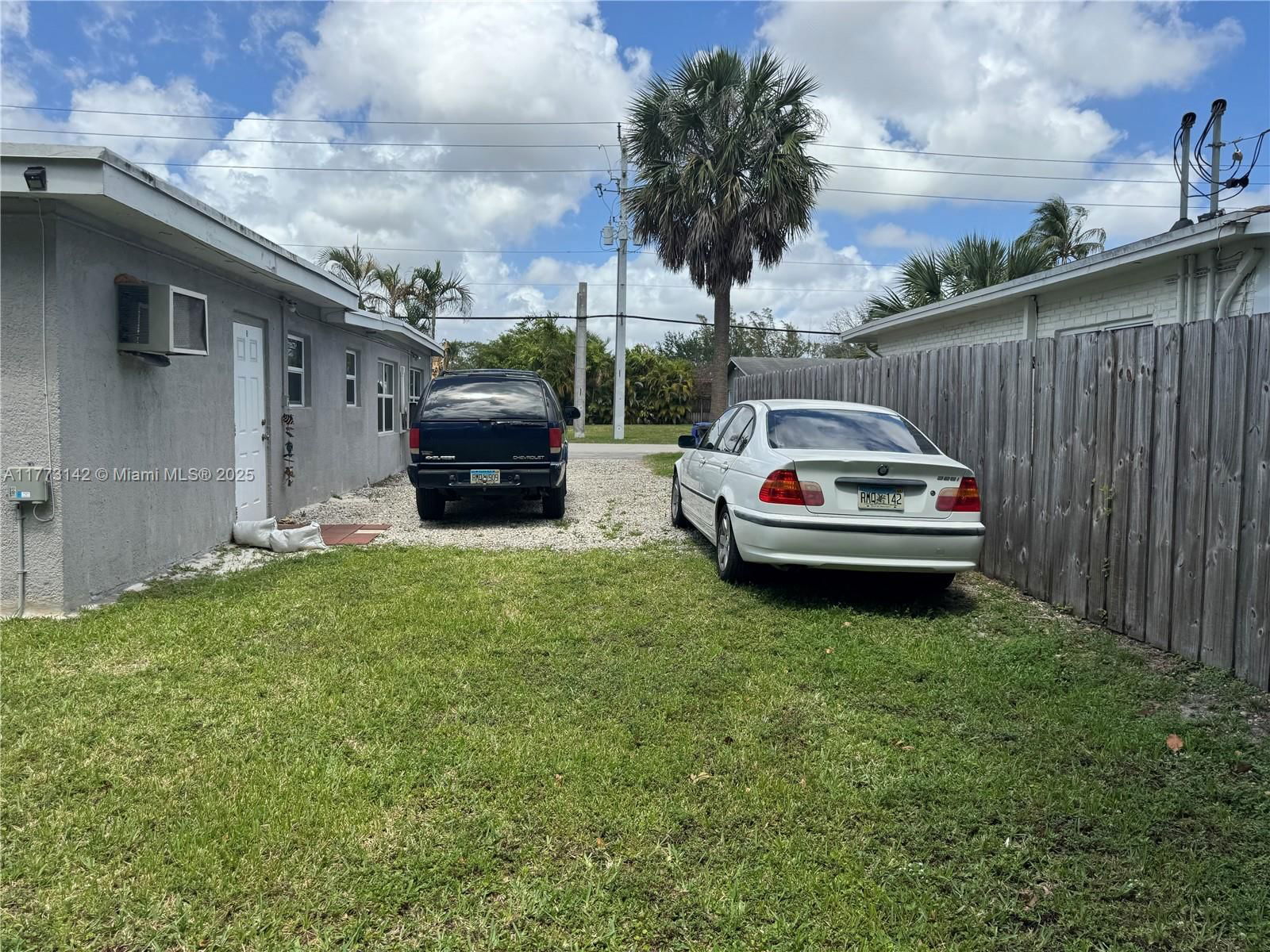 Real estate property located at 2960 17th St, Broward, Rohan Acres, Fort Lauderdale, FL