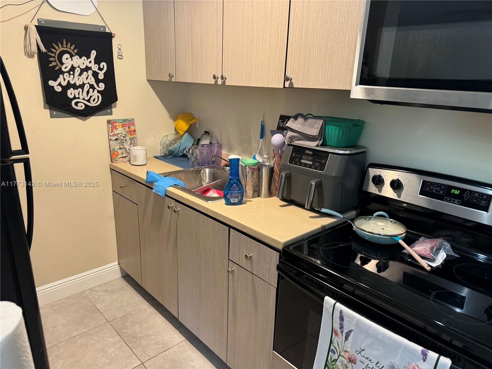 Real estate property located at 2960 17th St, Broward, Rohan Acres, Fort Lauderdale, FL
