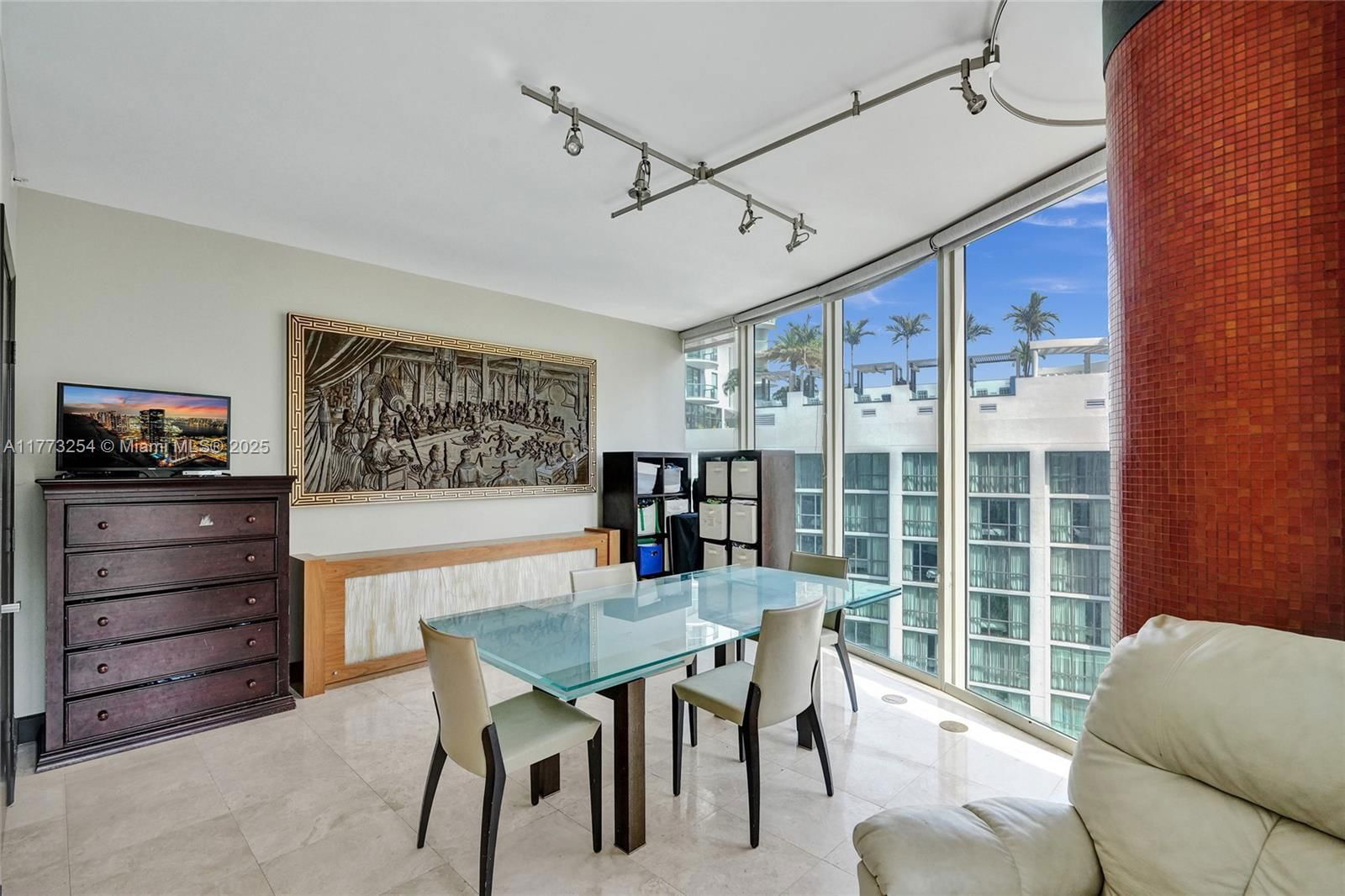 Real estate property located at 333 Las Olas Way #1608, Broward, Las Olas River House Cond, Fort Lauderdale, FL
