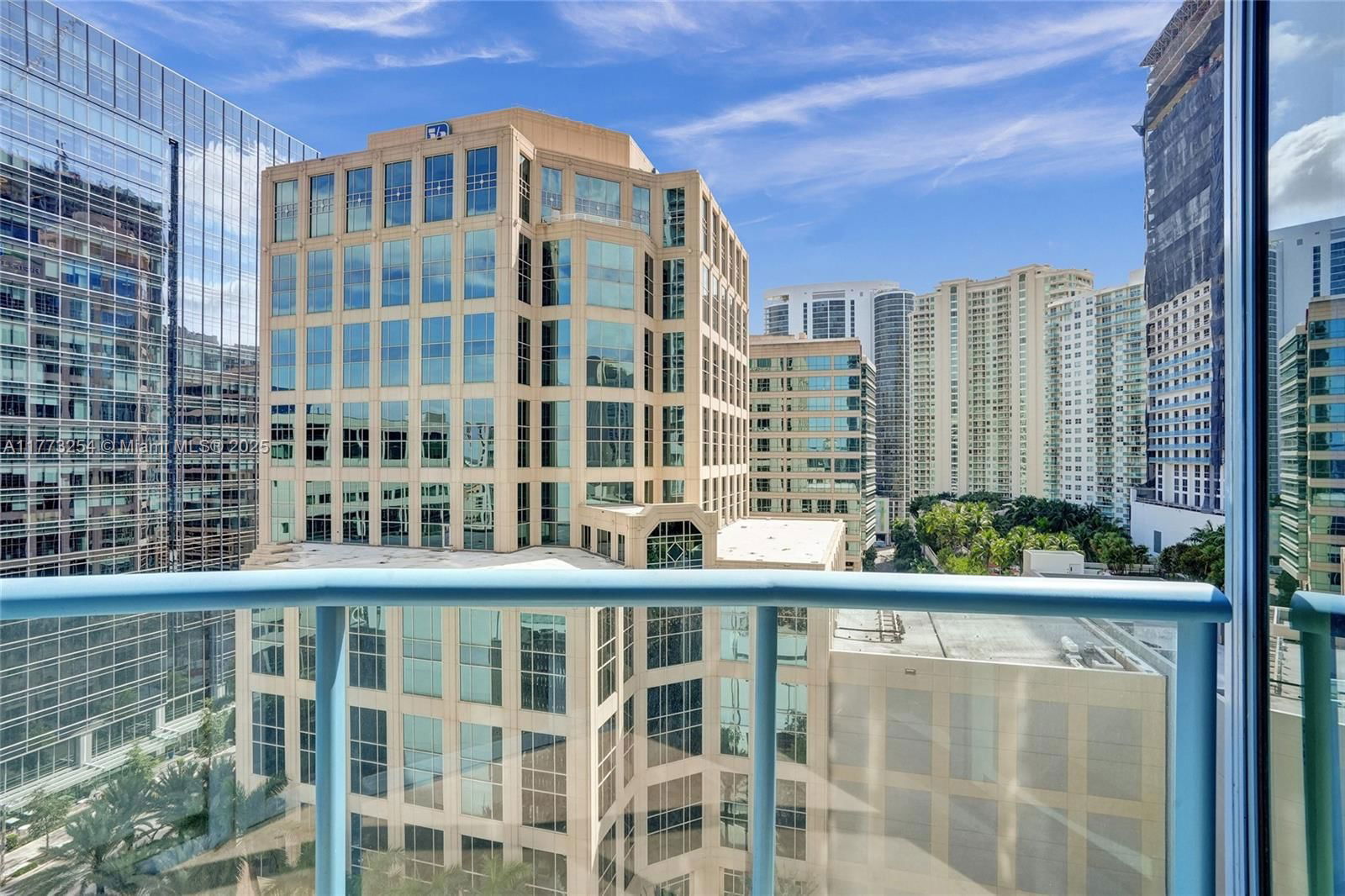 Real estate property located at 333 Las Olas Way #1608, Broward, Las Olas River House Cond, Fort Lauderdale, FL