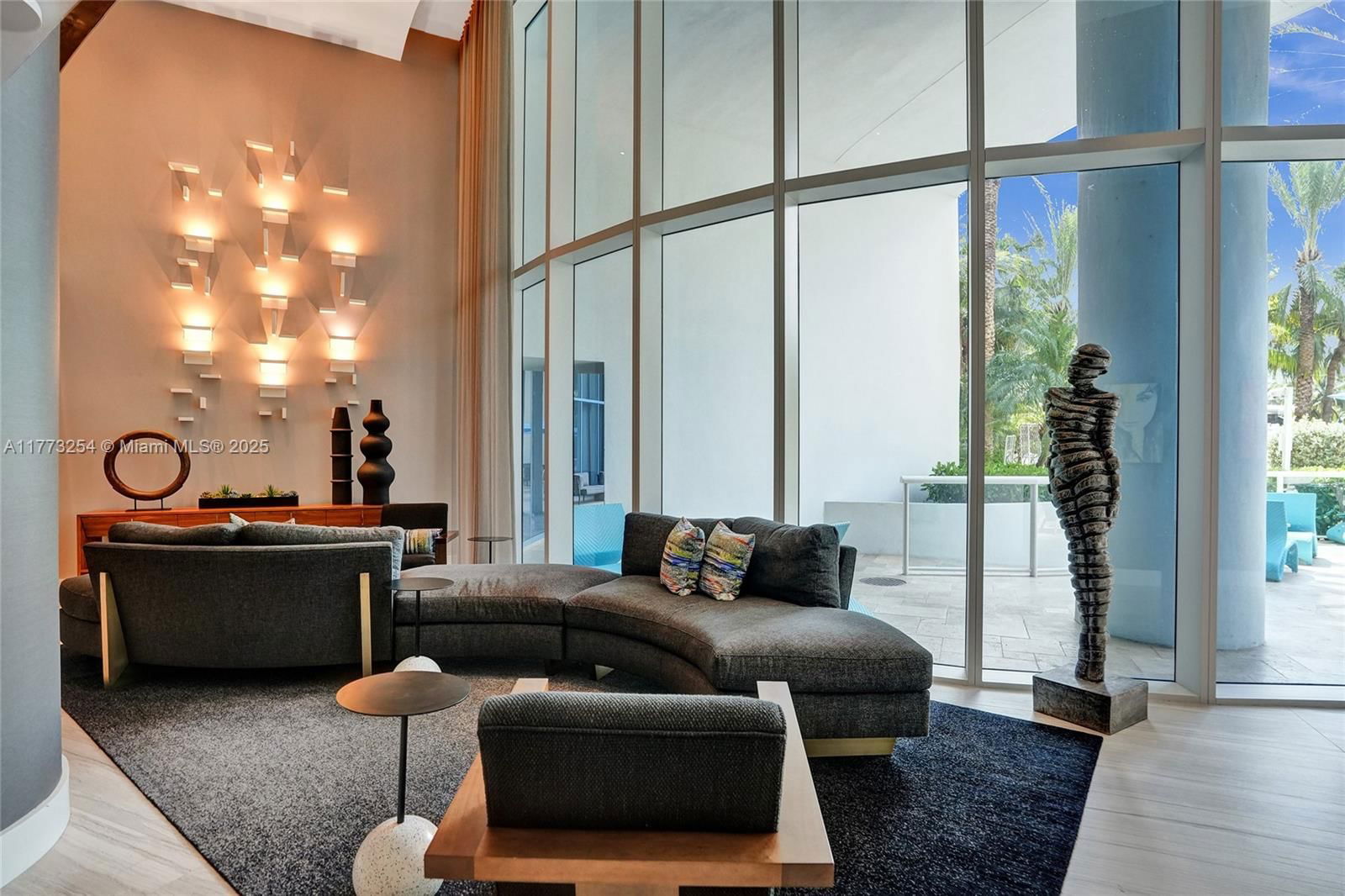 Real estate property located at 333 Las Olas Way #1608, Broward, Las Olas River House Cond, Fort Lauderdale, FL