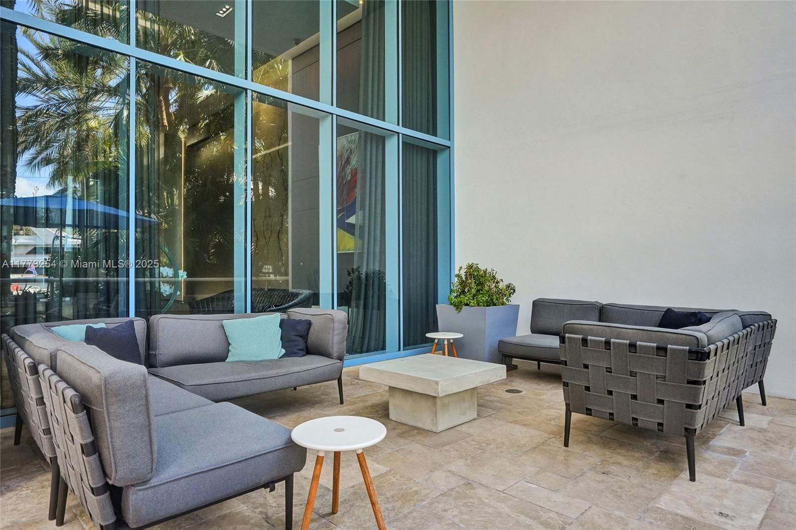 Real estate property located at 333 Las Olas Way #1608, Broward, Las Olas River House Cond, Fort Lauderdale, FL