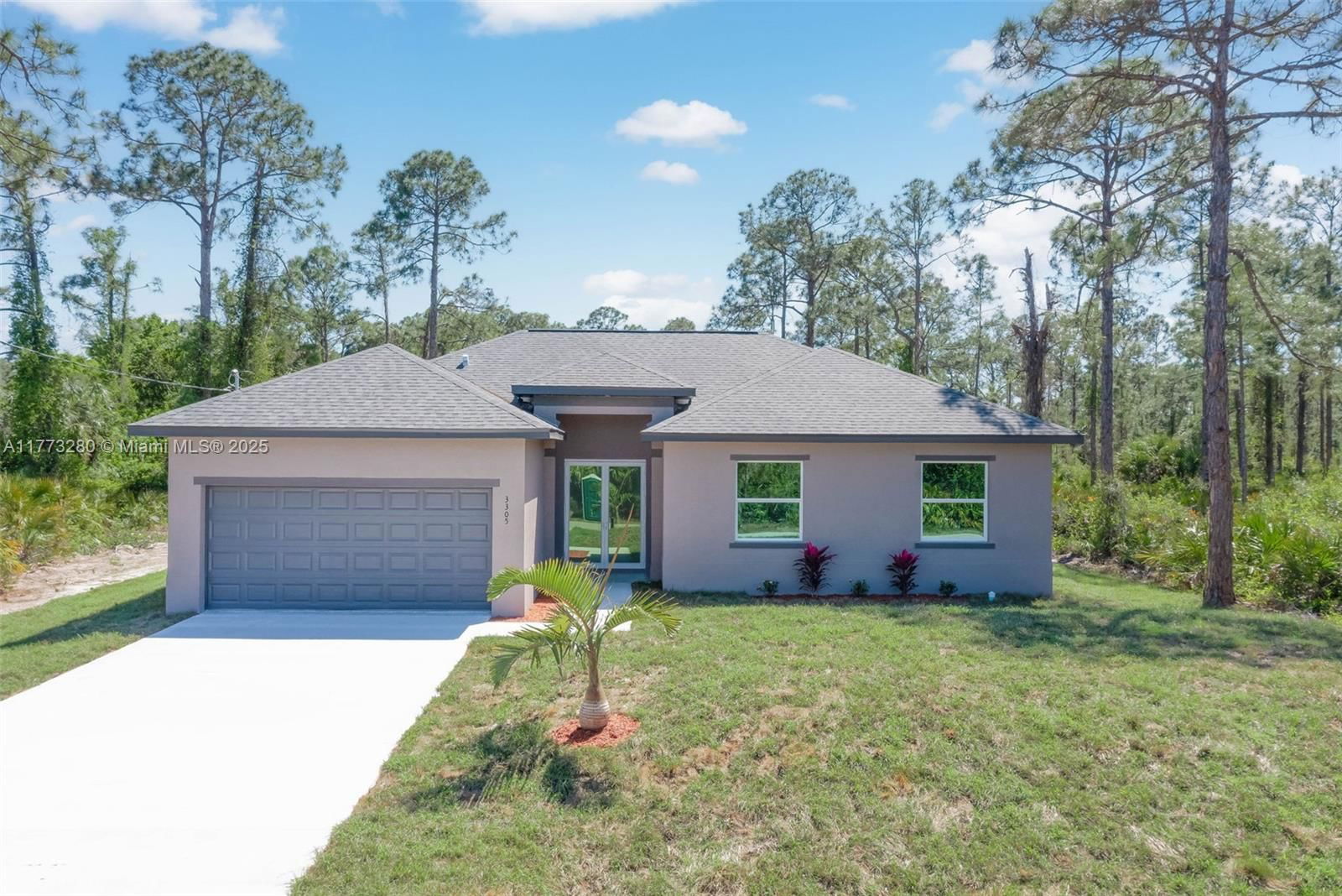Real estate property located at 3305 71st St W, Lee, Lehigh Acres, Lehigh Acres, FL