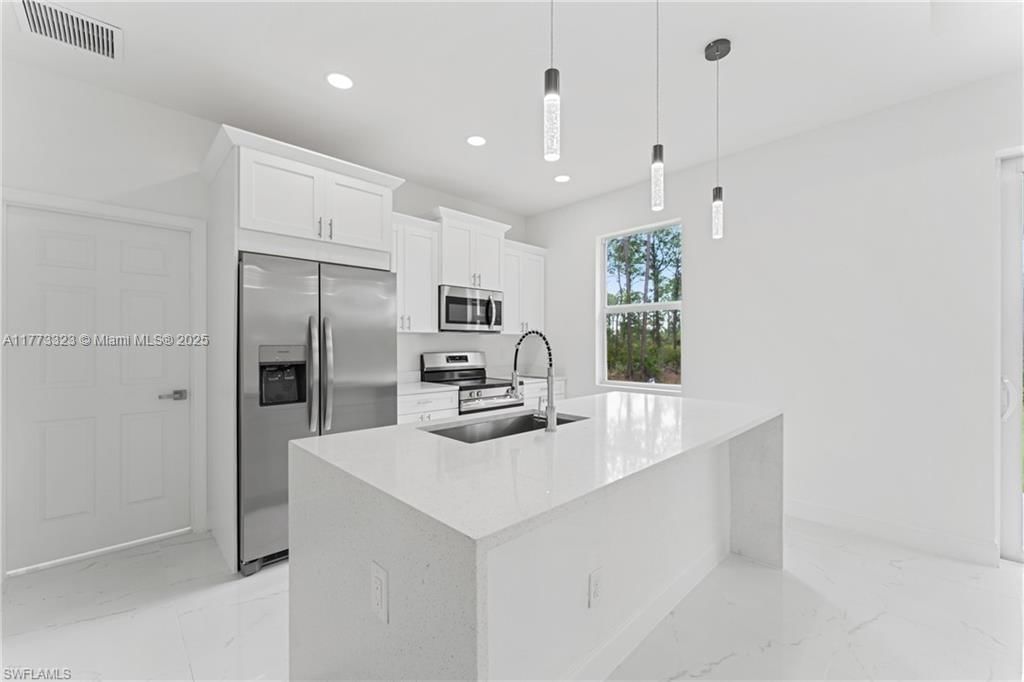 Real estate property located at 3111 40th ST W, Lee, Lehigh Acres, Lehigh Acres, FL