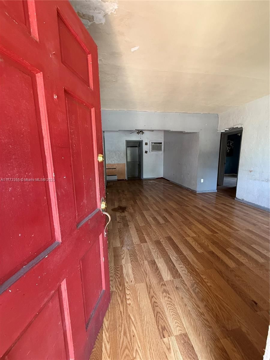 Real estate property located at 1239 31st St, Miami-dade, West End Park Amd Pl, Miami, FL