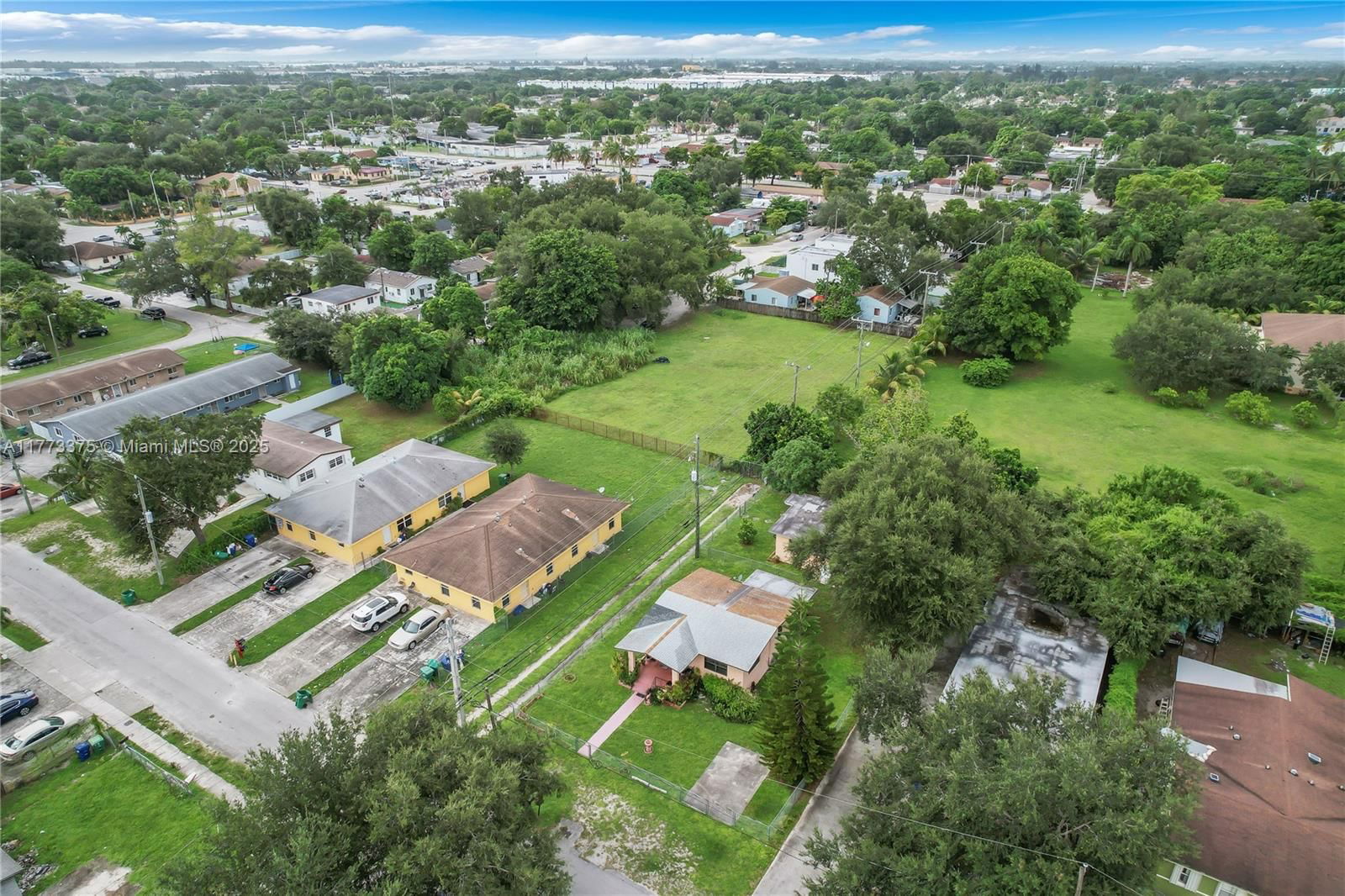 Real estate property located at 2041 100th St, Miami-dade, Woodland Addn, Miami, FL