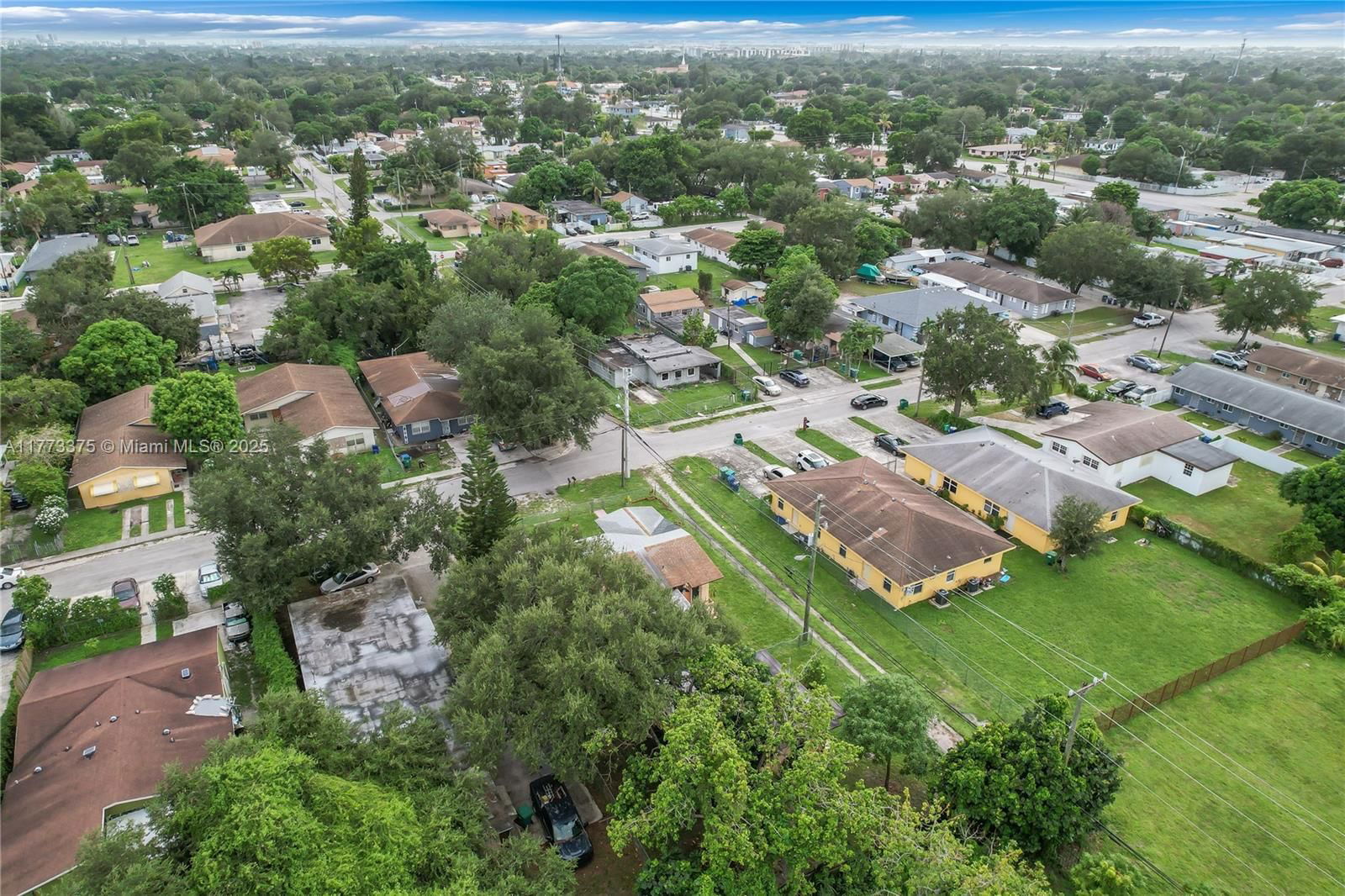 Real estate property located at 2041 100th St, Miami-dade, Woodland Addn, Miami, FL