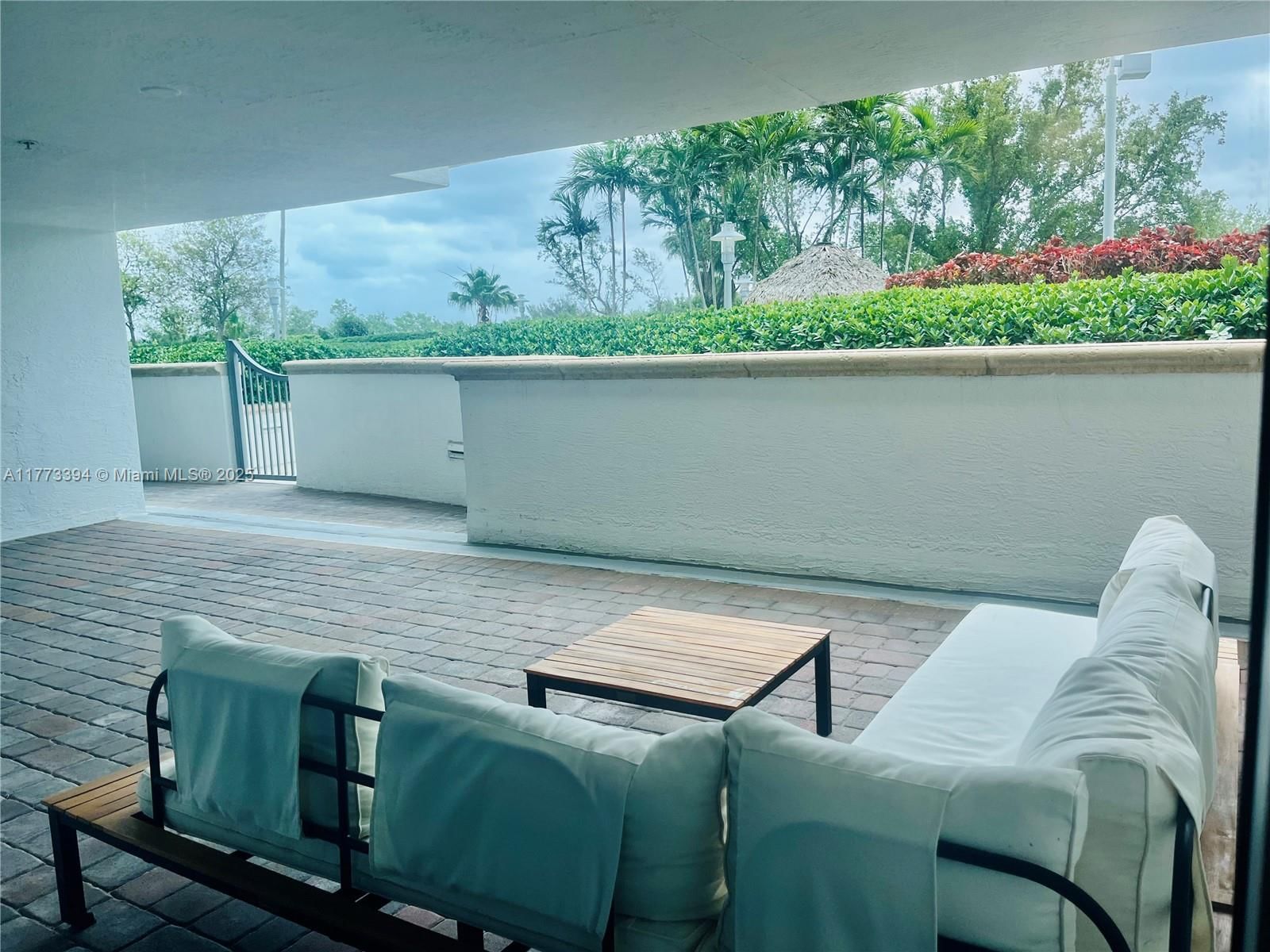 Real estate property located at 2641 FLAMINGO RD #806, Broward, Tao Sawgrass Condominium, Sunrise, FL