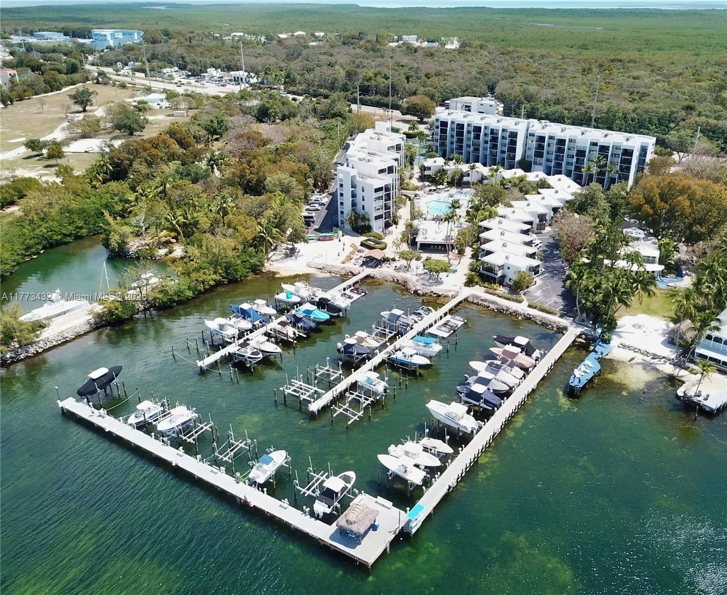 Real estate property located at 104350 Overseas Highway A-402, Monroe, Moon Bay, Key Largo, FL