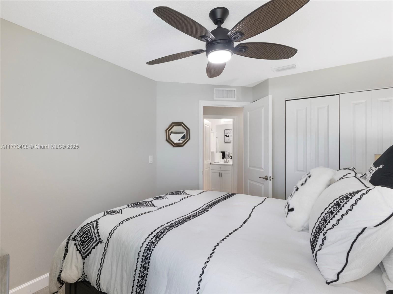 Real estate property located at 6011 Woods Edge Cir #6011, Palm Beach, Mediterranea, Riviera Beach, FL