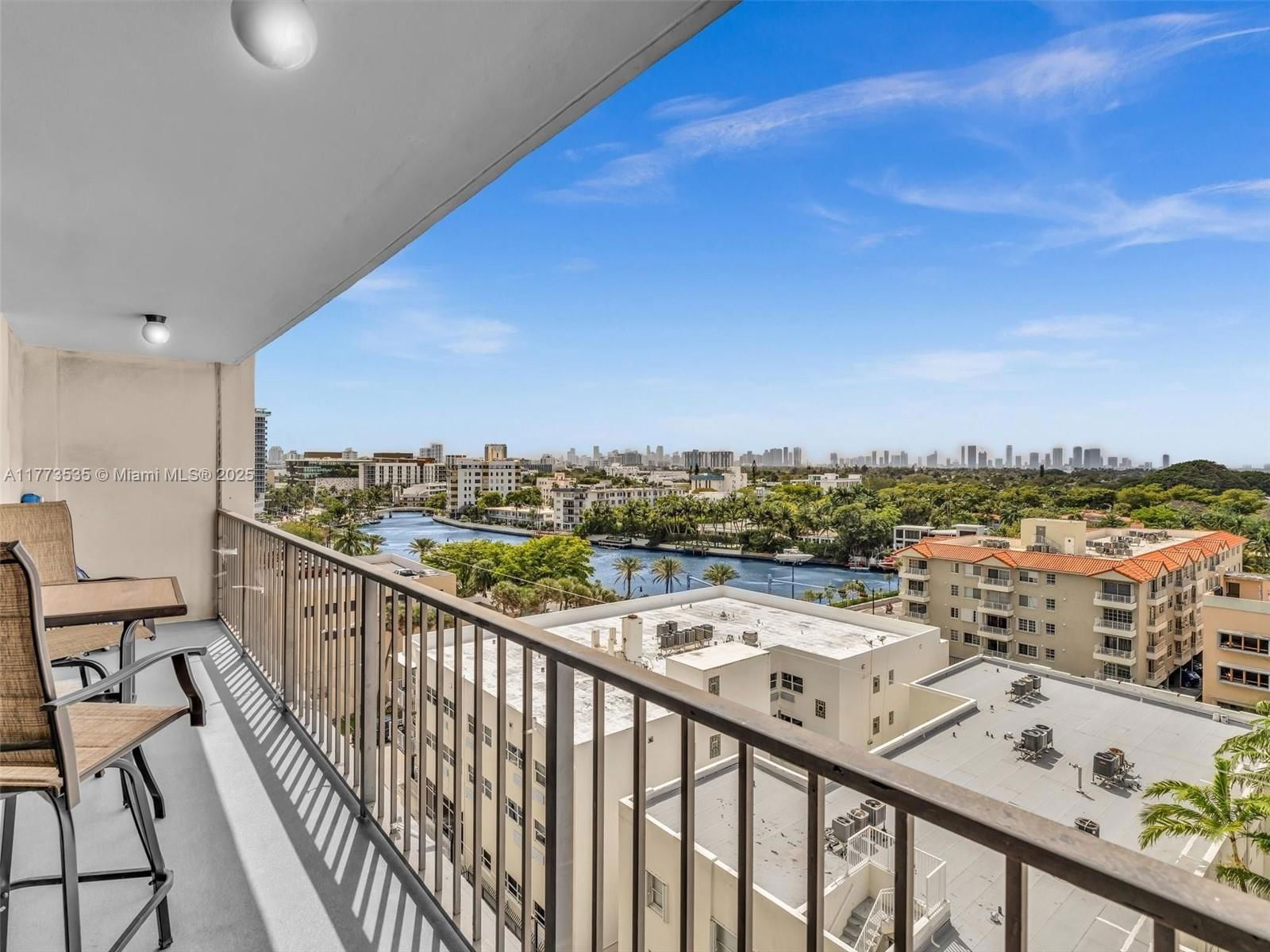 Real estate property located at 2625 Collins Ave #909, Miami-dade, Oceanfront Plaza Condo, Miami Beach, FL