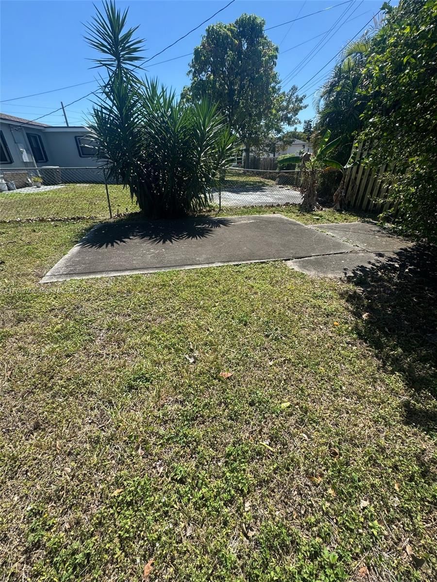 Real estate property located at 9100 Broad Manor Rd, Miami-dade, Broadmoor Manor, Miami, FL