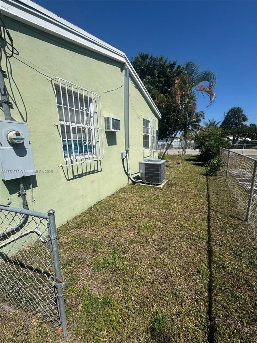 Real estate property located at 9100 Broad Manor Rd, Miami-dade, Broadmoor Manor, Miami, FL