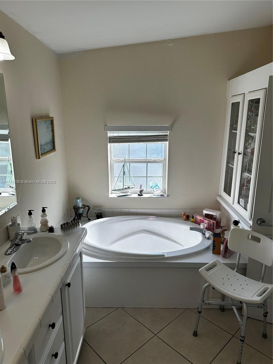 Real estate property located at 407 Bahia Honda Rd, Monroe, Lake Surprise Estates, Key Largo, FL