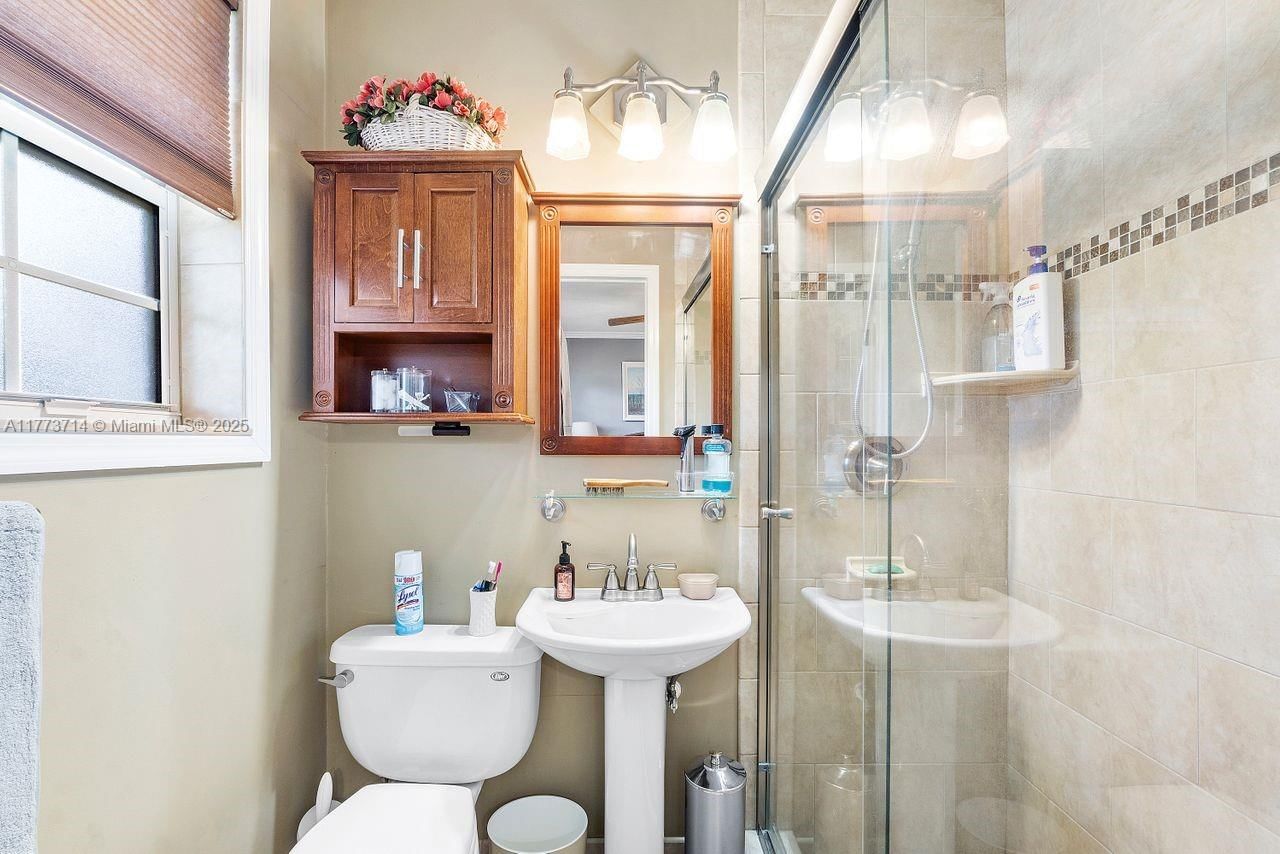 Real estate property located at 9721 Jamaica Dr, Miami-dade, South Coral Homes Sec 1, Cutler Bay, FL