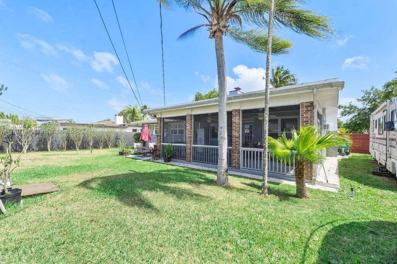 Real estate property located at 9721 Jamaica Dr, Miami-dade, South Coral Homes Sec 1, Cutler Bay, FL