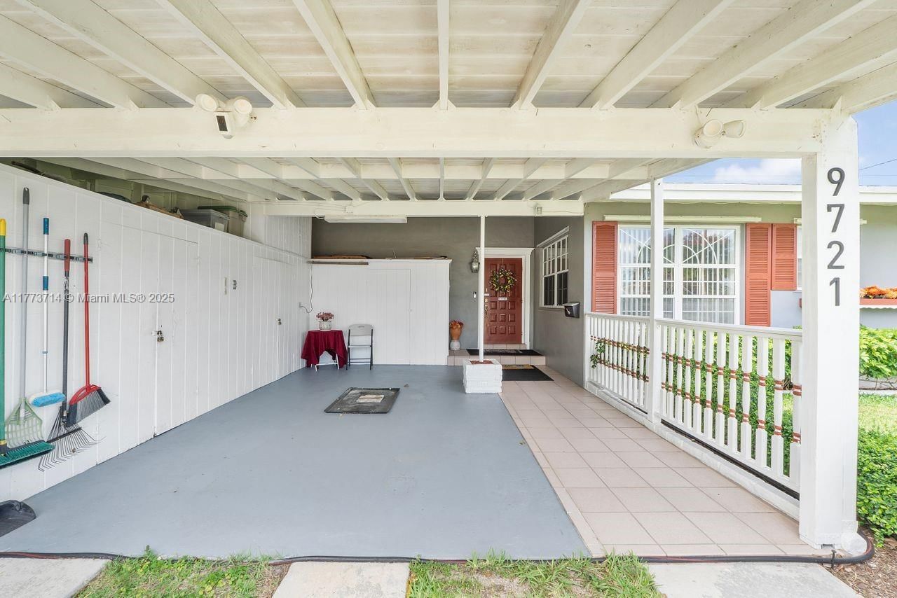 Real estate property located at 9721 Jamaica Dr, Miami-dade, South Coral Homes Sec 1, Cutler Bay, FL