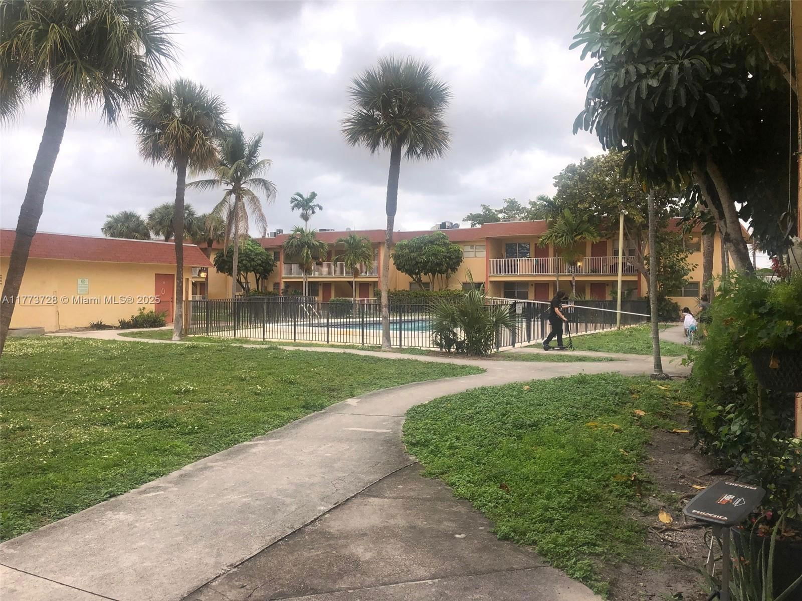 Real estate property located at 850 Commercial Blvd #101A, Broward, Courtyards At Cimarron Co, Oakland Park, FL
