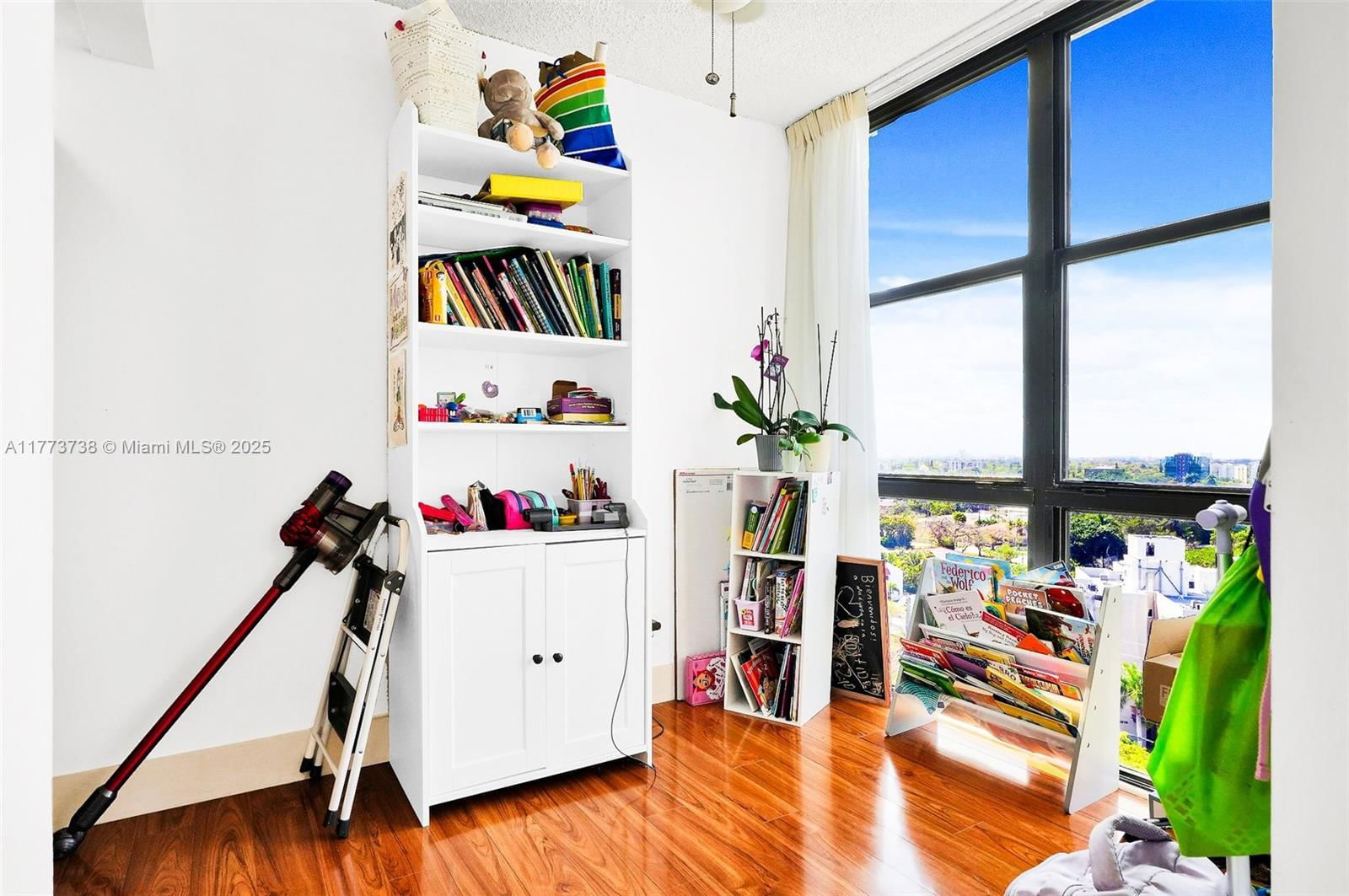 Real estate property located at 1915 Brickell Ave C1201, Miami-dade, Brickell Place Phase Ii C, Miami, FL