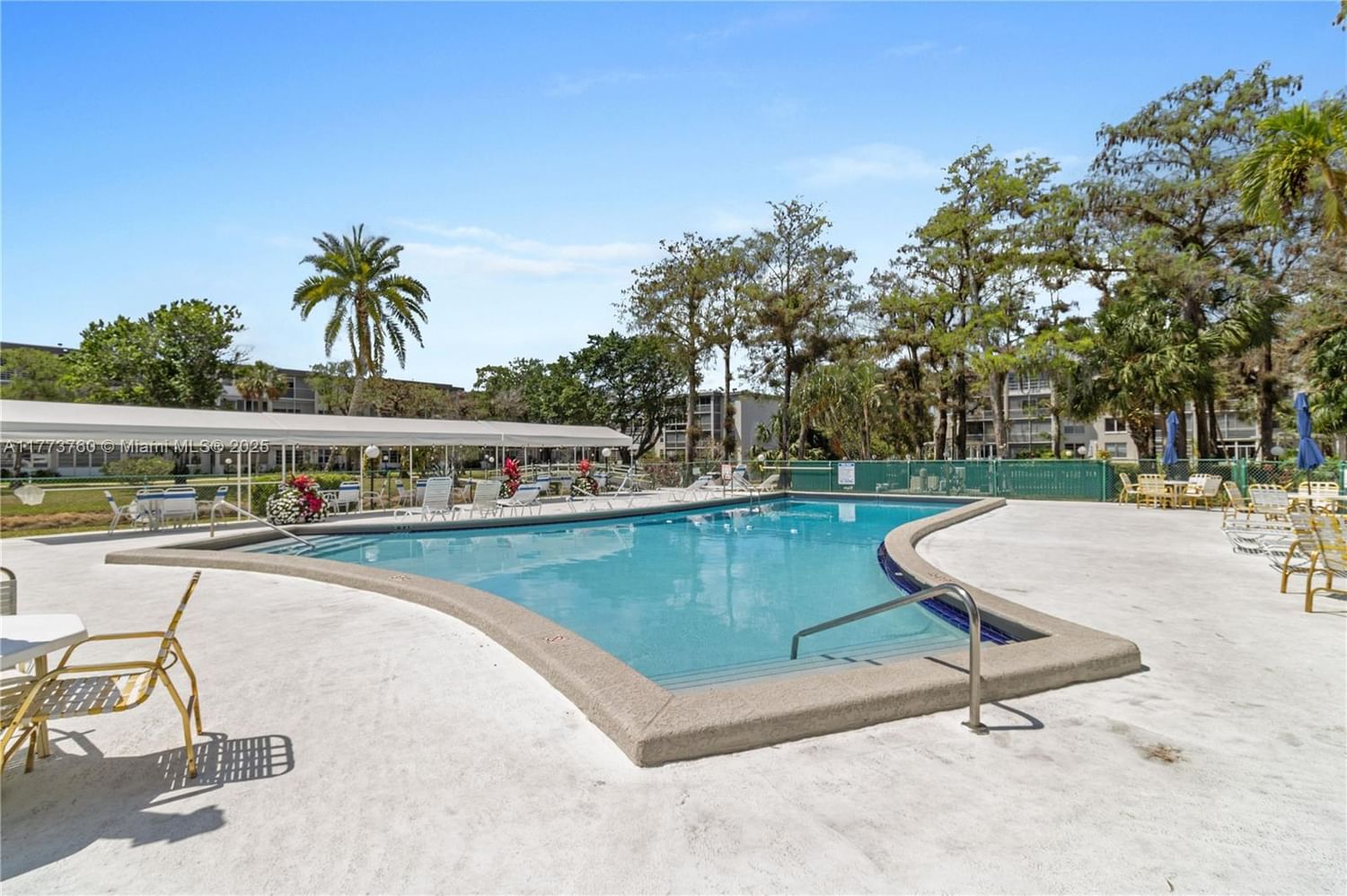 Real estate property located at 4850 29th Ct #423, Broward, Cypress Chase Condo No 3, Lauderdale Lakes, FL