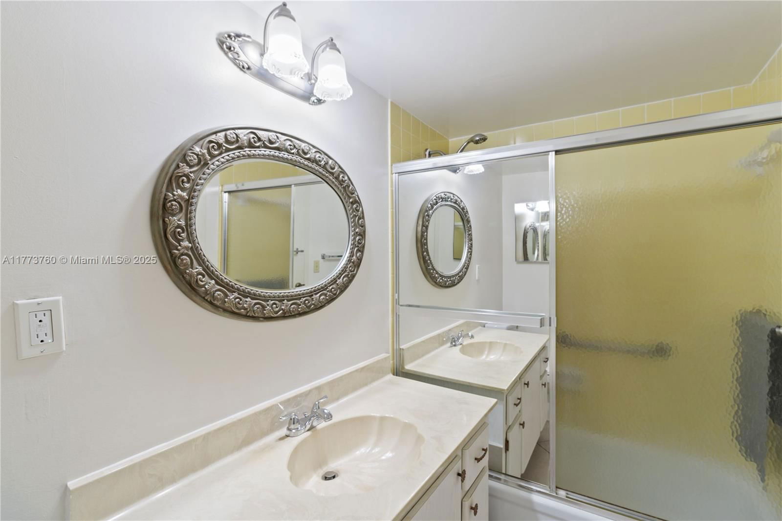 Real estate property located at 4850 29th Ct #423, Broward, Cypress Chase Condo No 3, Lauderdale Lakes, FL