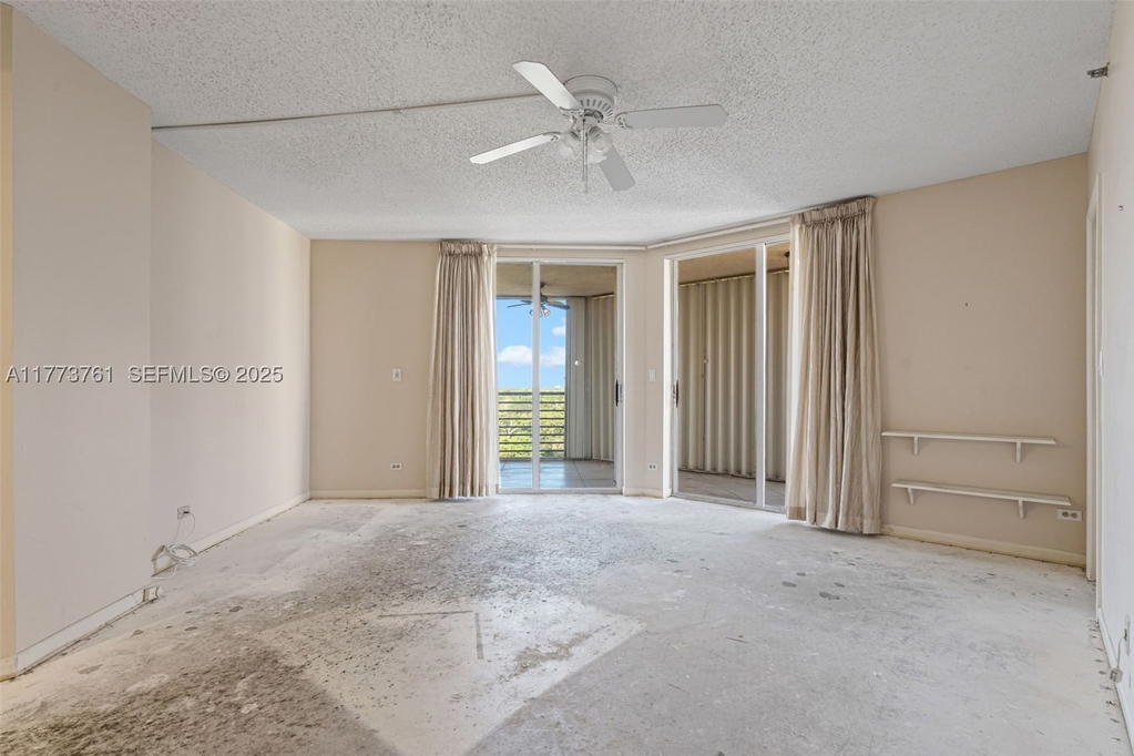 Real estate property located at 7200 Radice Ct #709, Broward, Environ Towers I Condo, Lauderhill, FL