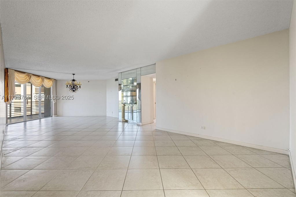 Real estate property located at 7200 Radice Ct #709, Broward, Environ Towers I Condo, Lauderhill, FL