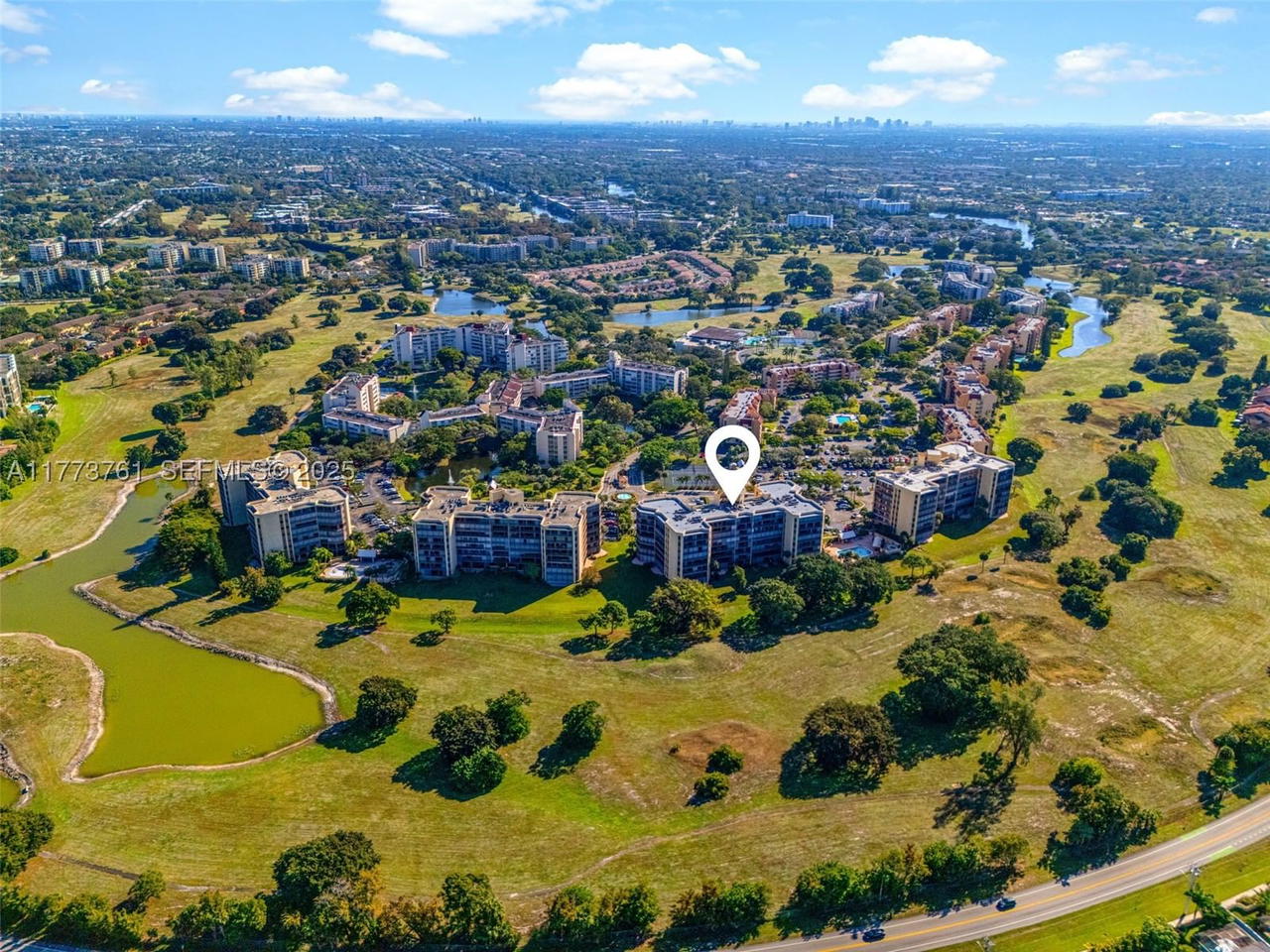 Real estate property located at 7200 Radice Ct #709, Broward, Environ Towers I Condo, Lauderhill, FL