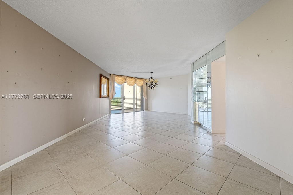 Real estate property located at 7200 Radice Ct #709, Broward, Environ Towers I Condo, Lauderhill, FL