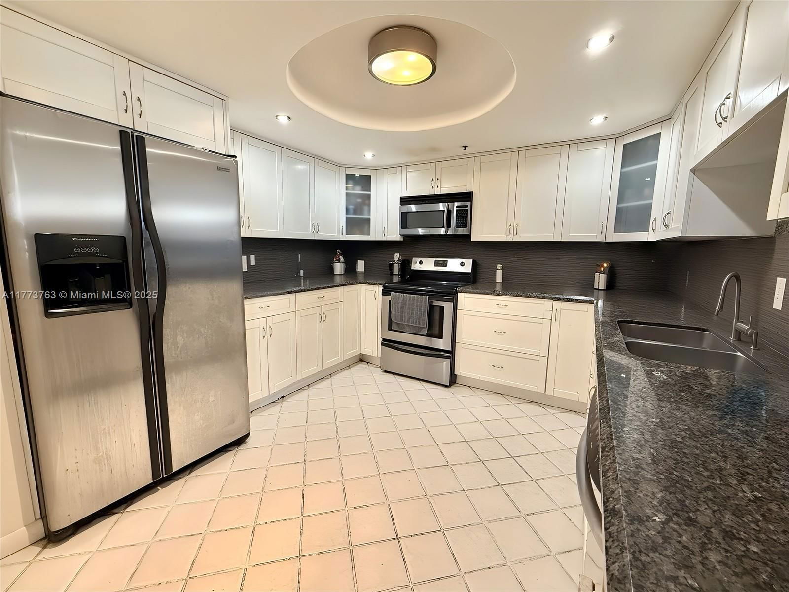 Real estate property located at 1627 Brickell Ave #2006, Miami-dade, Imperial At Brickell Cond, Miami, FL