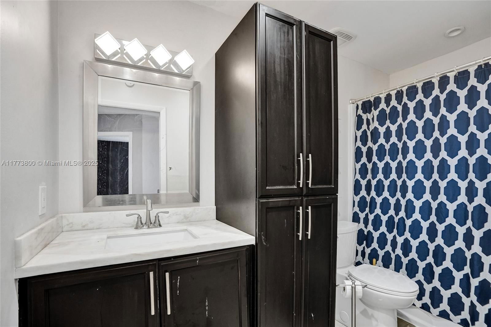 Real estate property located at 218 75th Ter, Broward, Lakes Of Newport Ii, Plantation, FL