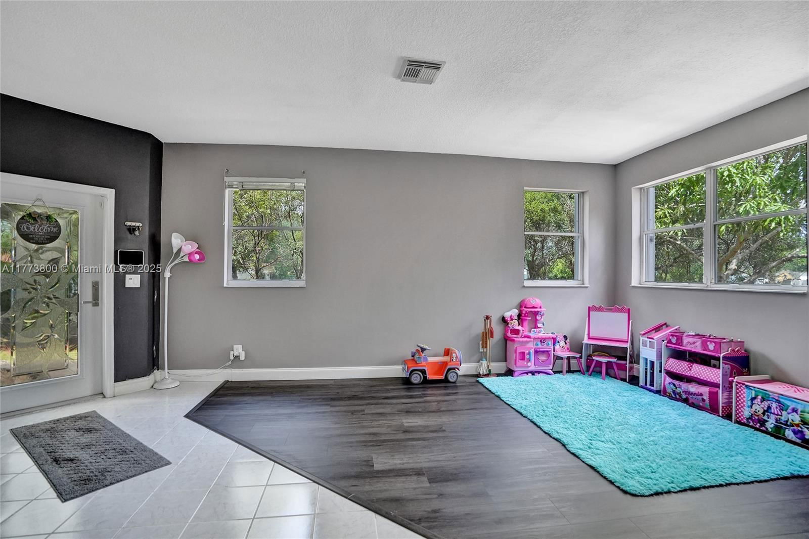 Real estate property located at 218 75th Ter, Broward, Lakes Of Newport Ii, Plantation, FL