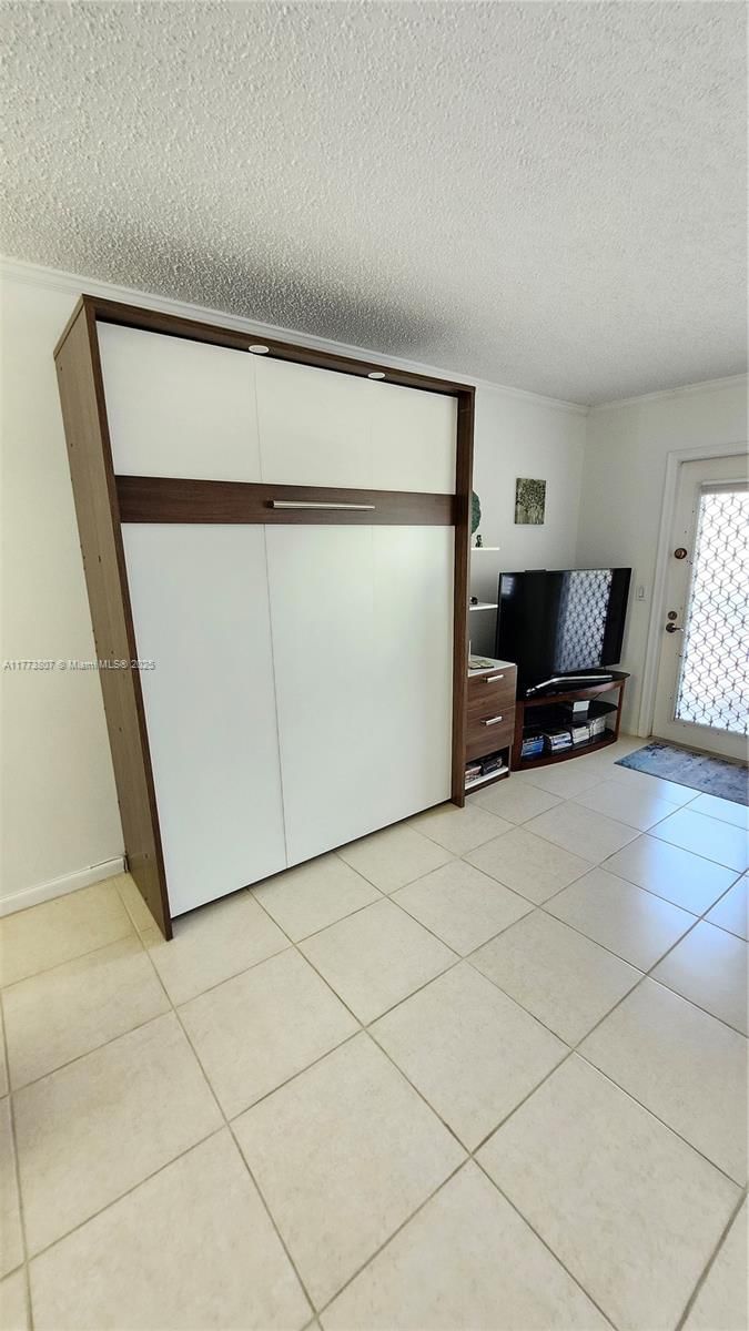 Real estate property located at 2115 Cambridge E #2115, Broward, Cambridge E Condo, Deerfield Beach, FL