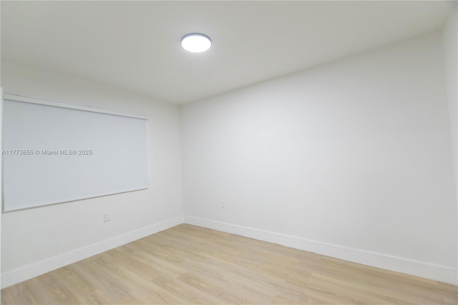 Real estate property located at 2475 95th Ter, Miami-dade, Acme Gulfair, Miami, FL